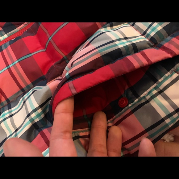 SOLD Ⓜ️ Land’s End Plaid Vest - Picture 4 of 6